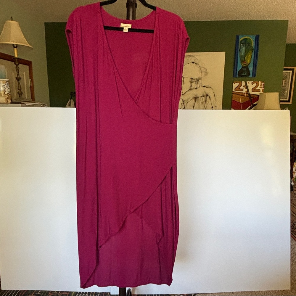 HOLDING HORSES: Dramatic and Easy Hi-lo Dress